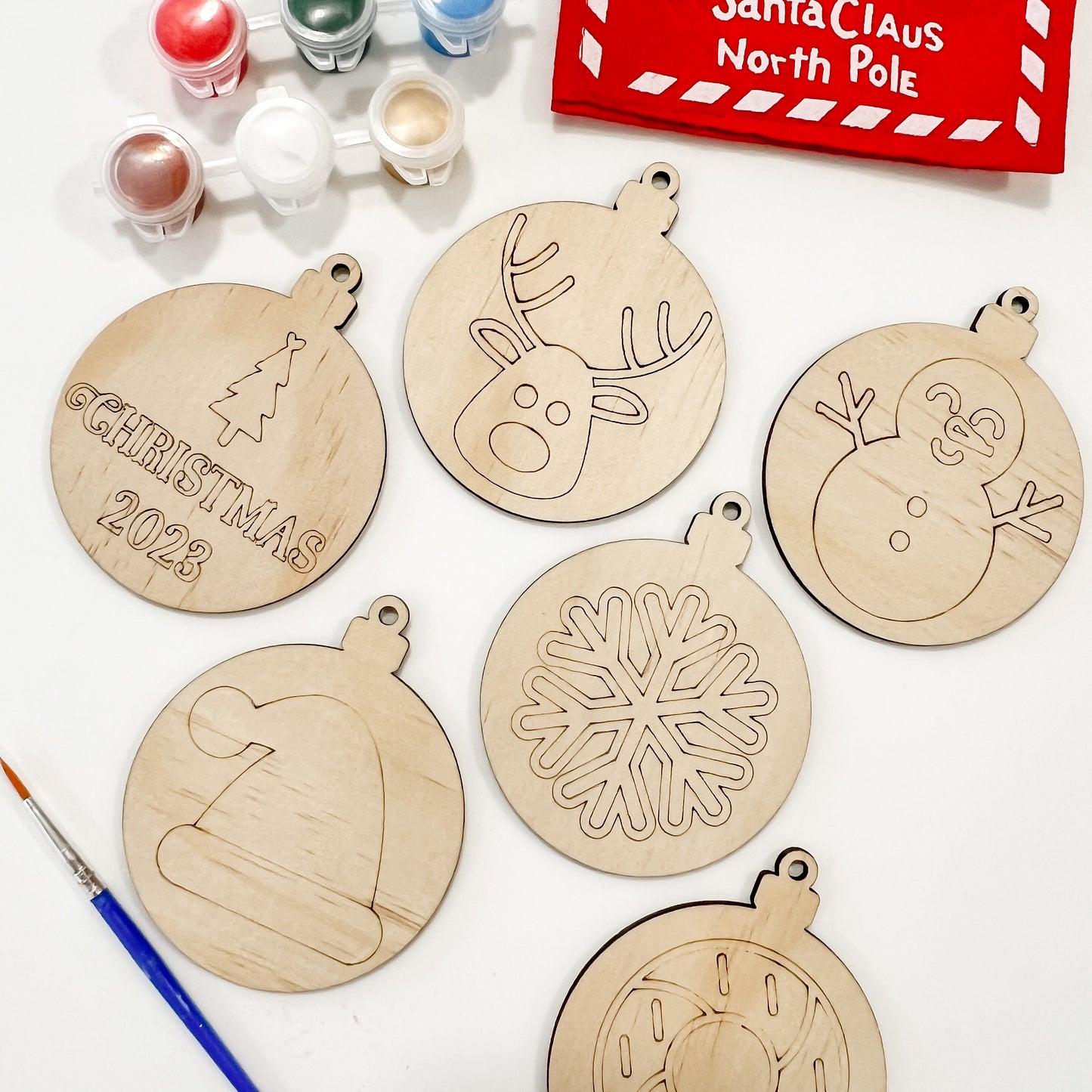 PAINT YOUR OWN CHRISTMAS BAUBLES