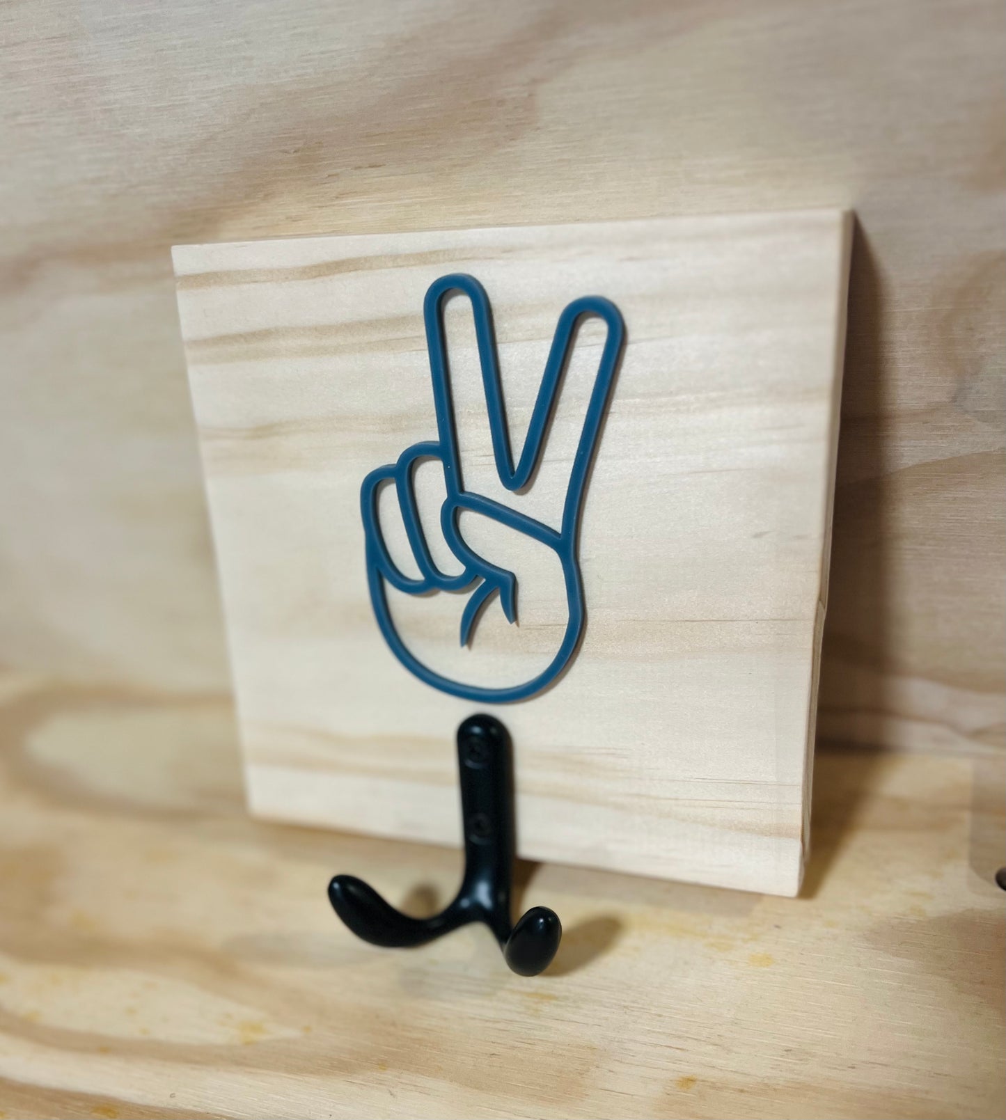 KIDS TIMBER BAG HOOK