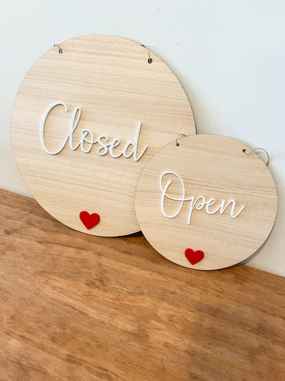 ROUND OPEN/CLOSED SIGN