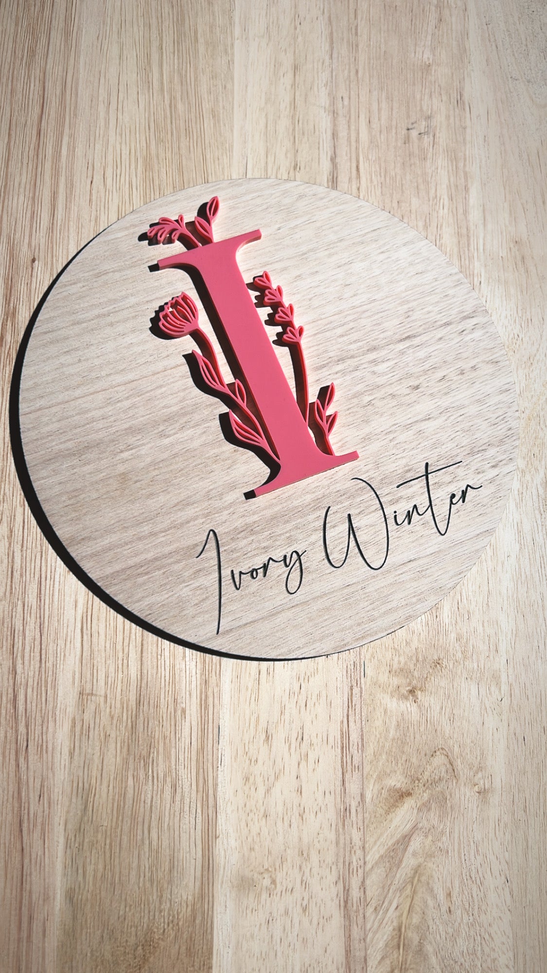 WOODEN NAME PLAQUE WITH 3D INITIAL