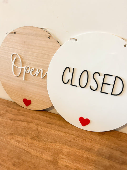 ROUND OPEN/CLOSED SIGN